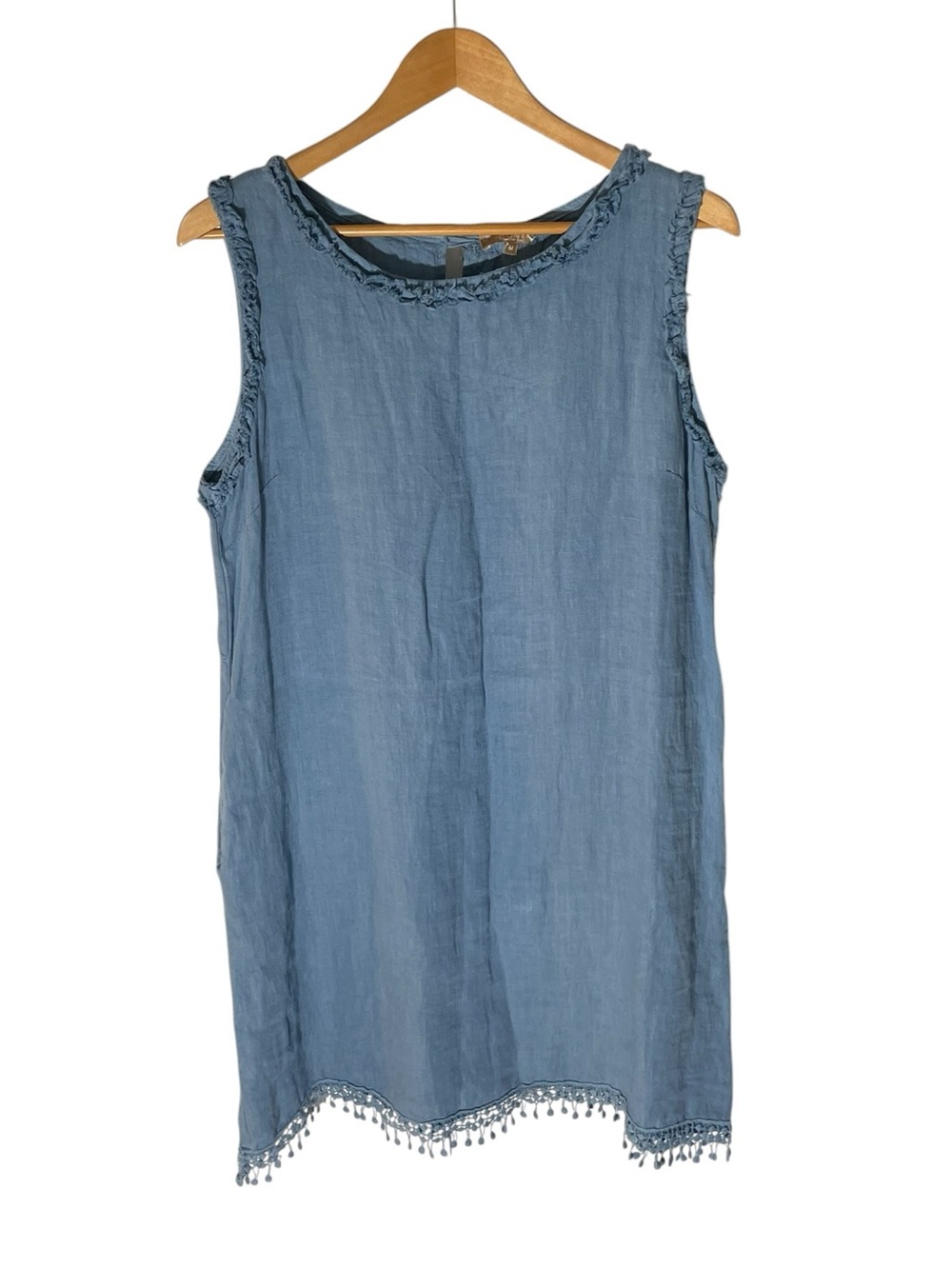 B5- Carla Conti Medium Med M Sleeveless Blue Shift Top with Tassel Hem